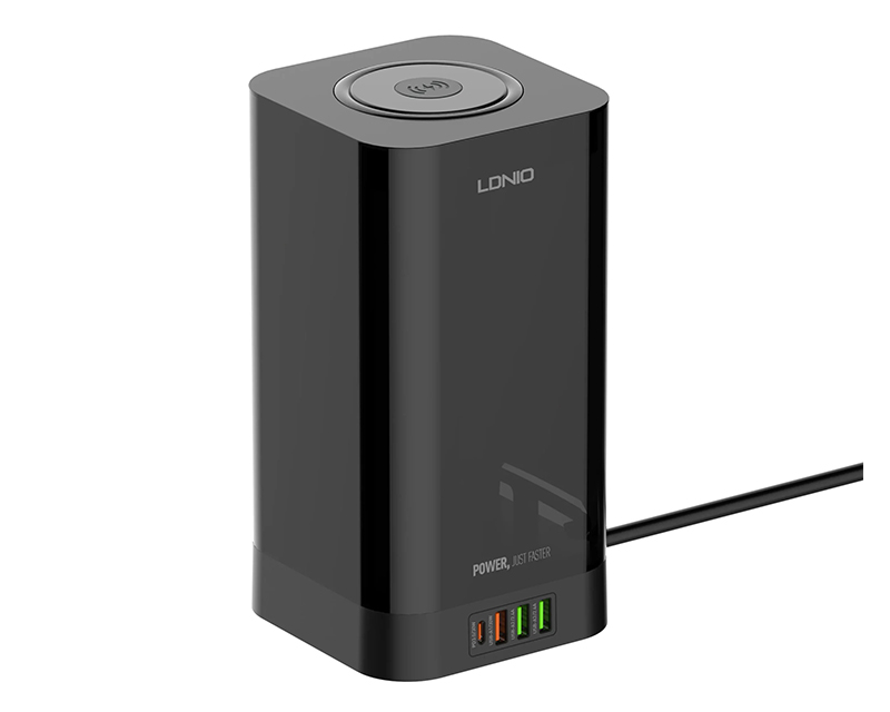 SEW4485 Kabl naponski produžni 3 x šuko + 2 x USB + 1 x Tip C + Wireless punjač 15W crni